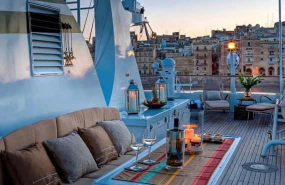 Sanssouci Star - Image 13