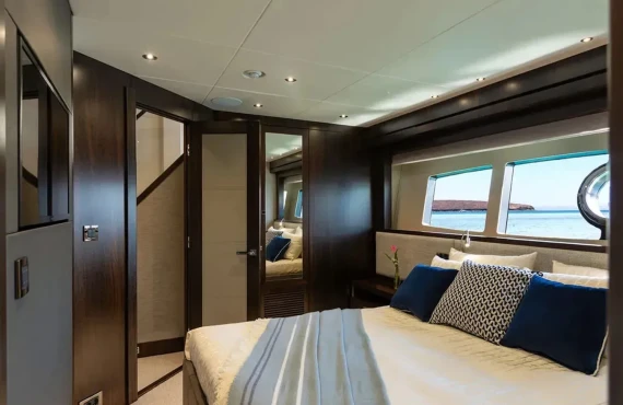 Mr K Iriston - Image 8