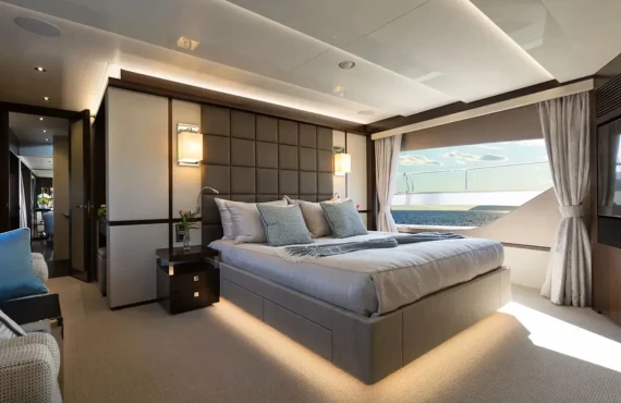 Mr K Iriston - Image 6