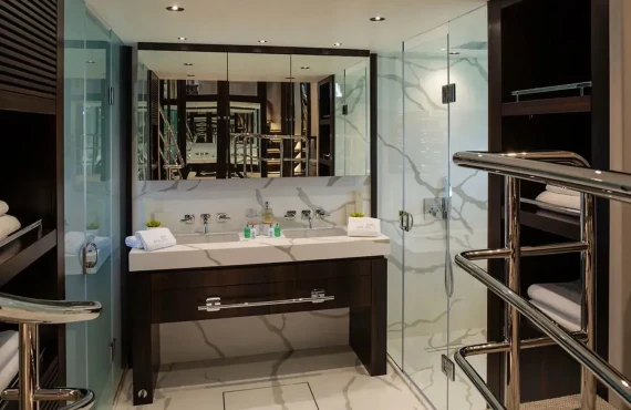 Mr K Iriston - Image 15