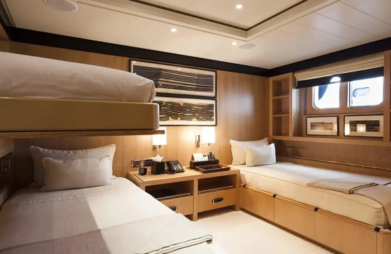 Lady Brave - Image 8