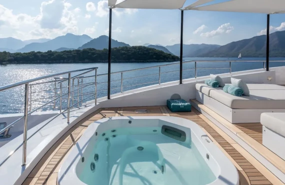 Elizabeth - Image 16