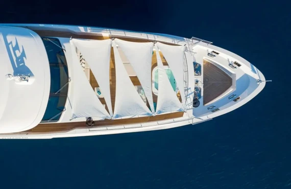 Elizabeth - Image 20