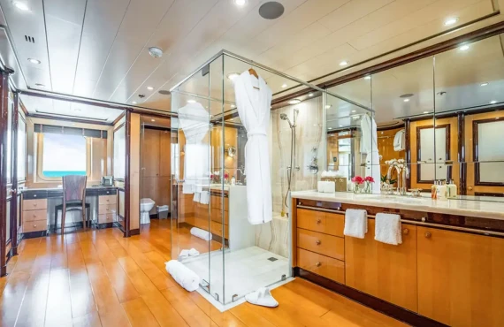 Nita K II - Image 17