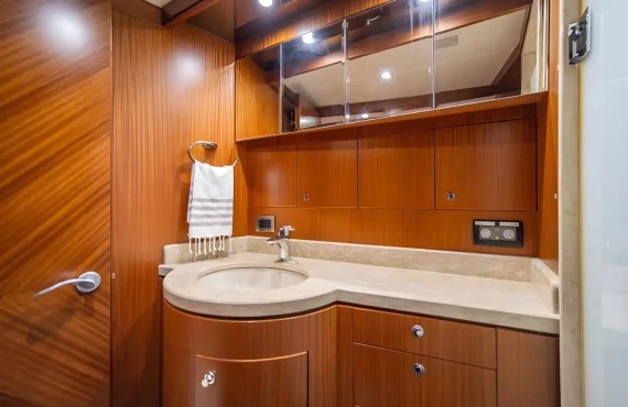 Temptress - Image 11