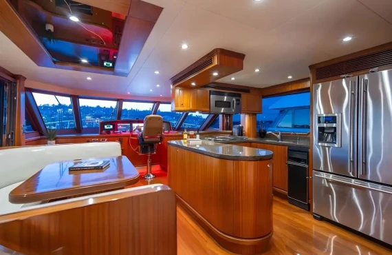 Temptress - Image 10